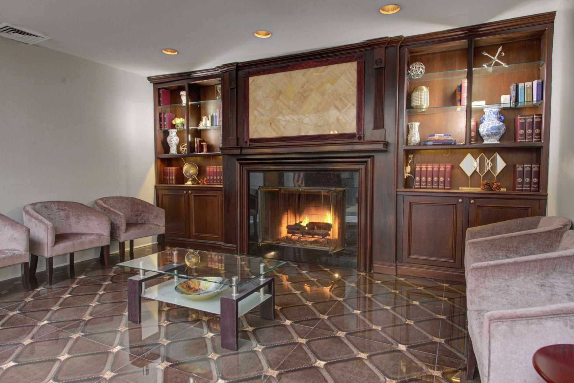 فندق The Roslyn, Tapestry Collection By Hilton المظهر الخارجي الصورة
