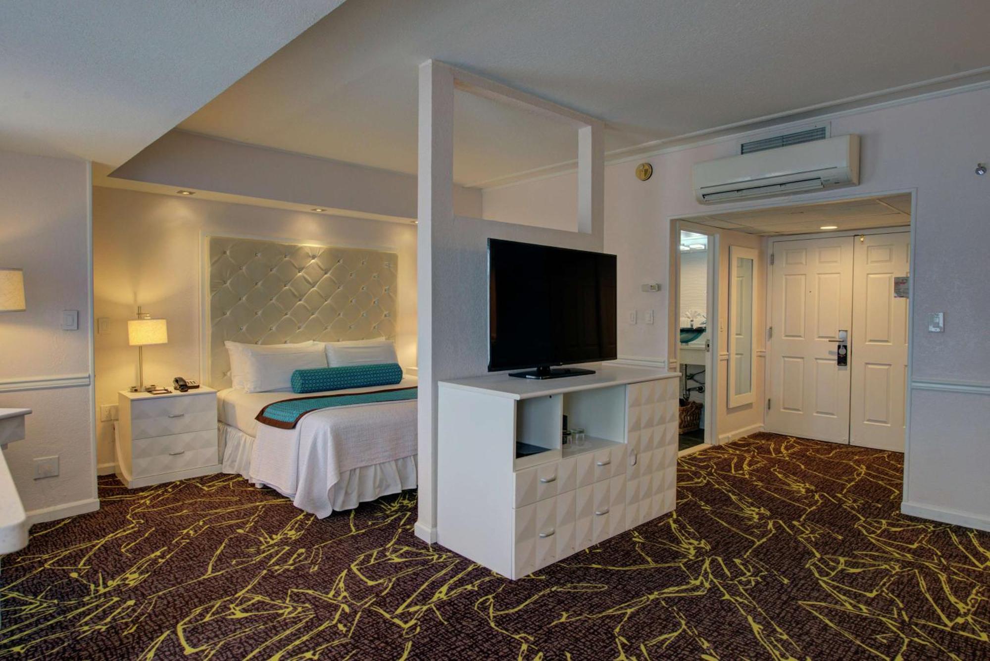 فندق The Roslyn, Tapestry Collection By Hilton المظهر الخارجي الصورة